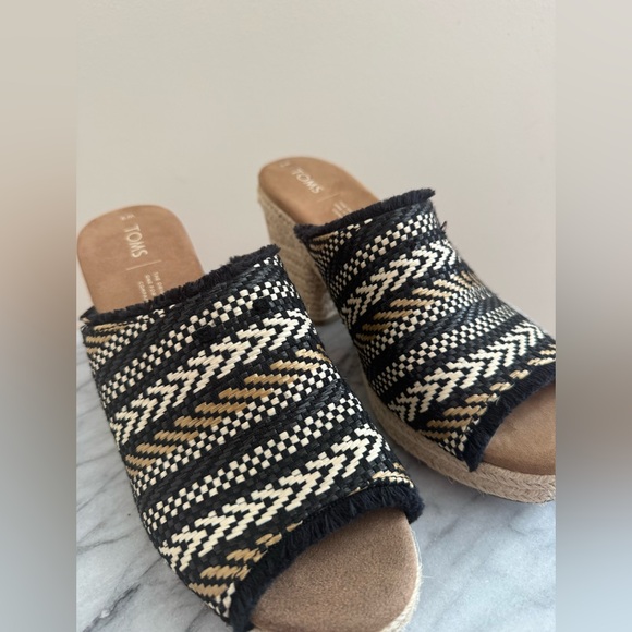 TOMS Junie Mule Sandals Women’s Size 9 Black Woven Geo Espadrille Block Heel - Picture 8 of 8